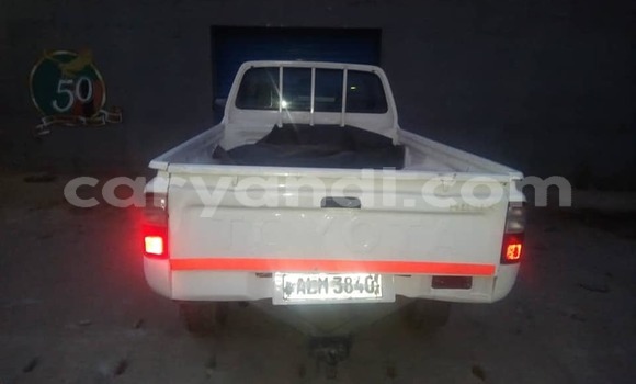 Nunua Ilio tumika Toyota Hilux Nyeupe Gari ndani ya Kitwe nchini Zambia Nunua Ilio tumika Toyota Hilux Nyeupe Gari ndani ya Kitwe nchini Zambia