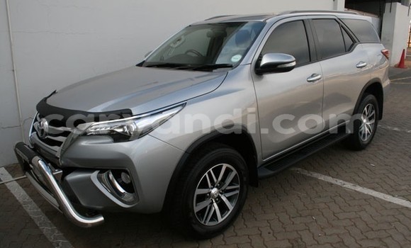 Acheter Occasion Voiture Toyota Fortuner Autre à Livingstone, Zambie Acheter Occasion Voiture Toyota Fortuner Autre à Livingstone, Zambie