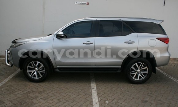 Acheter Occasion Voiture Toyota Fortuner Autre à Livingstone, Zambie Acheter Occasion Voiture Toyota Fortuner Autre à Livingstone, Zambie