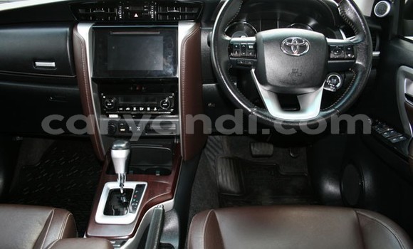 Acheter Occasion Voiture Toyota Fortuner Autre à Livingstone, Zambie Acheter Occasion Voiture Toyota Fortuner Autre à Livingstone, Zambie