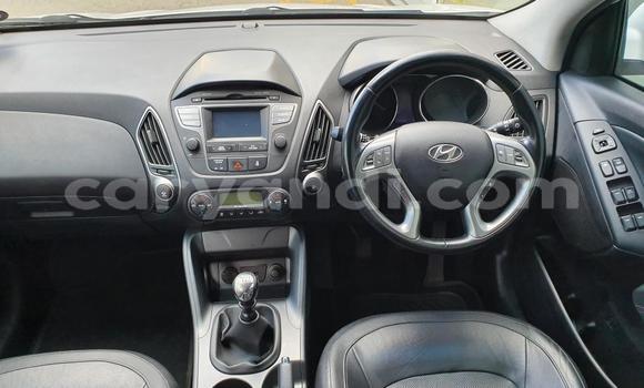 Nunua Ilio tumika Hyundai ix35 Nyeupe Gari ndani ya Livingstone nchini Zambia Nunua Ilio tumika Hyundai ix35 Nyeupe Gari ndani ya Livingstone nchini Zambia