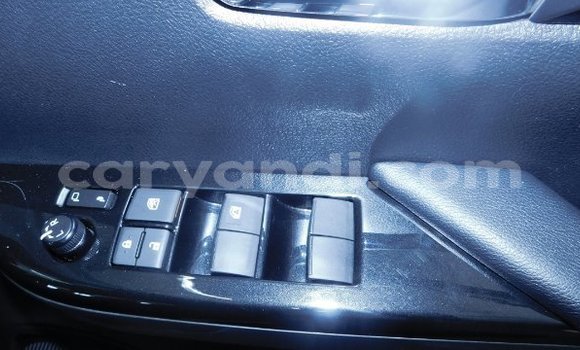 Nunua Ilio tumika Toyota Hilux Nyeupe Gari ndani ya Livingstone nchini Zambia Nunua Ilio tumika Toyota Hilux Nyeupe Gari ndani ya Livingstone nchini Zambia