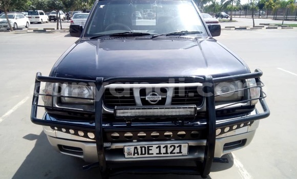 Acheter Occasion Voiture Nissan Hardbody Noir à Lusaka, Zambie Acheter Occasion Voiture Nissan Hardbody Noir à Lusaka, Zambie
