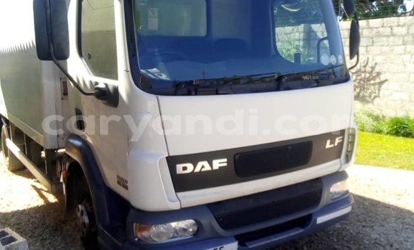 Buy Used DAF CF White Truck in Lusaka in Zambia Buy Used DAF CF White Truck in Lusaka in Zambia