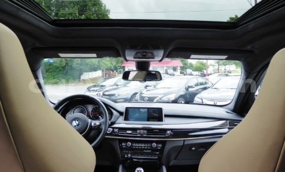 Acheter Occasion Voiture BMW X6 Blanc à Livingstone, Zambie Acheter Occasion Voiture BMW X6 Blanc à Livingstone, Zambie