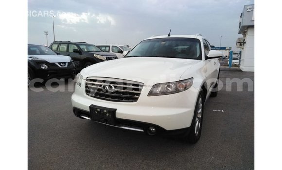 Nunua Imported Infiniti FX Nyeupe Gari ndani ya Import - Dubai nchini Zambia Nunua Imported Infiniti FX Nyeupe Gari ndani ya Import - Dubai nchini Zambia