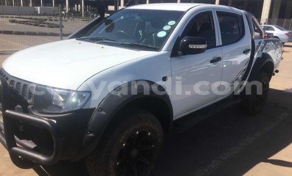 Tenga Tsaru Mitsubishi L200 Chena Mota in Lusaka in Zambia Tenga Tsaru Mitsubishi L200 Chena Mota in Lusaka in Zambia