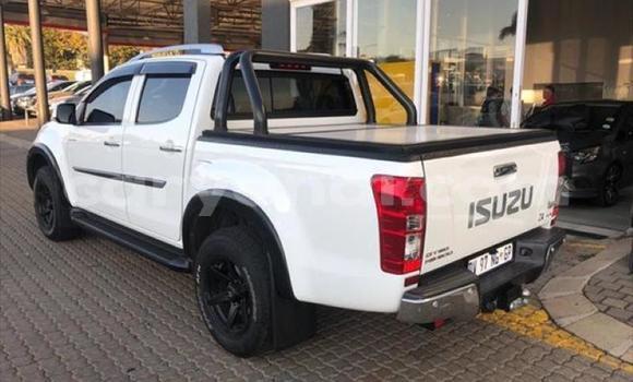 Tenga Tsaru Isuzu KB Chena Mota in Lusaka in Zambia Tenga Tsaru Isuzu KB Chena Mota in Lusaka in Zambia