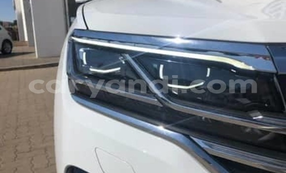 Acheter Occasion Voiture Volkswagen Tiguan Blanc à Solwezi, Nord-Ouest Acheter Occasion Voiture Volkswagen Tiguan Blanc à Solwezi, Nord-Ouest