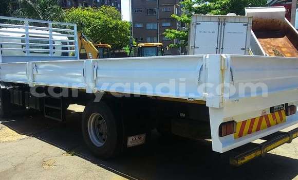 Tenga Tsaru Isuzu FTR 850 Zvimwe Rori in Livingstone in Zambia Tenga Tsaru Isuzu FTR 850 Zvimwe Rori in Livingstone in Zambia