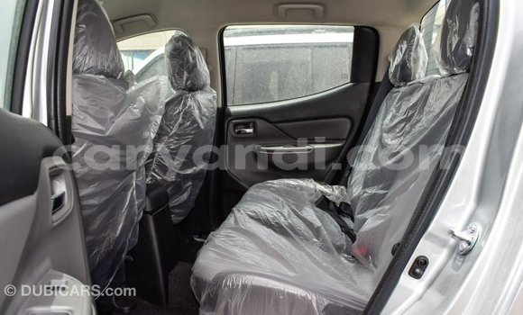 Acheter Import Voiture Mitsubishi L200 Autre à Import - Dubai, Zambie Acheter Import Voiture Mitsubishi L200 Autre à Import - Dubai, Zambie