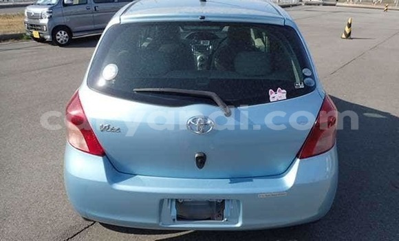 Acheter Occasion Voiture Toyota Vitz Bleu à Lusaka, Zambie Acheter Occasion Voiture Toyota Vitz Bleu à Lusaka, Zambie