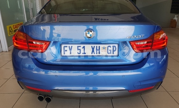 Acheter Occasion Voiture BMW 4er Bleu à Livingstone, Zambie Acheter Occasion Voiture BMW 4er Bleu à Livingstone, Zambie
