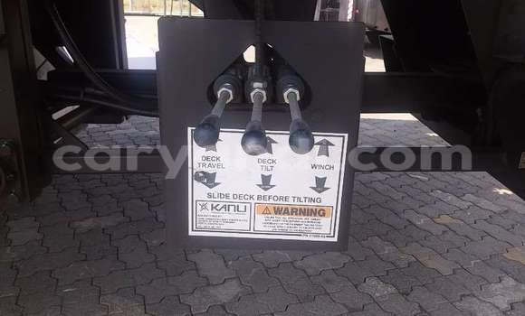 Acheter Occasion Utilitaire Isuzu FTR 850 Blanc à Lusaka, Zambie Acheter Occasion Utilitaire Isuzu FTR 850 Blanc à Lusaka, Zambie