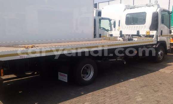Acheter Occasion Utilitaire Isuzu FTR 850 Blanc à Lusaka, Zambie Acheter Occasion Utilitaire Isuzu FTR 850 Blanc à Lusaka, Zambie