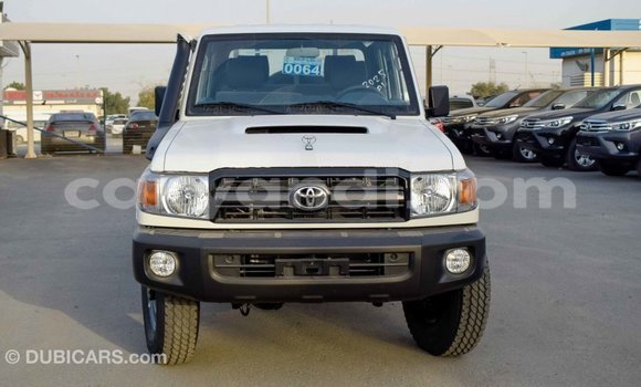 Buy Import Toyota Land Cruiser White Car in Import - Dubai in Zambia Buy Import Toyota Land Cruiser White Car in Import - Dubai in Zambia