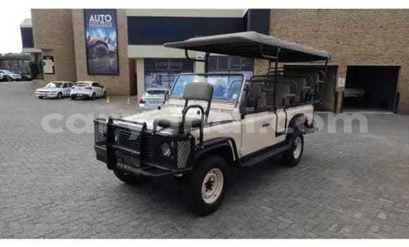 Acheter Occasion Voiture Land Rover Defender Autre à Chingola, Zambie Acheter Occasion Voiture Land Rover Defender Autre à Chingola, Zambie