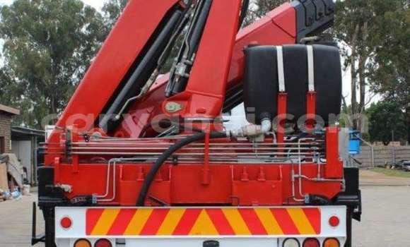 Acheter Occasion Utilitaire Nissan UD Blanc à Lusaka, Zambie Acheter Occasion Utilitaire Nissan UD Blanc à Lusaka, Zambie