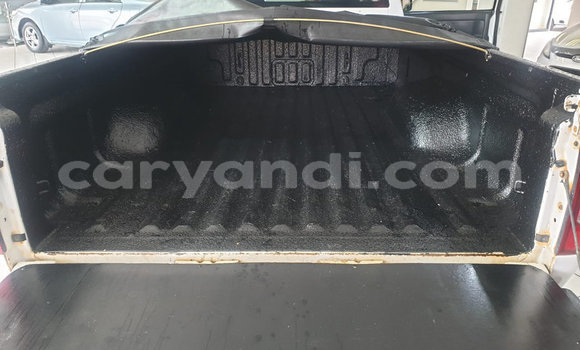 Acheter Occasion Voiture Isuzu KB Blanc à Lusaka, Zambie Acheter Occasion Voiture Isuzu KB Blanc à Lusaka, Zambie