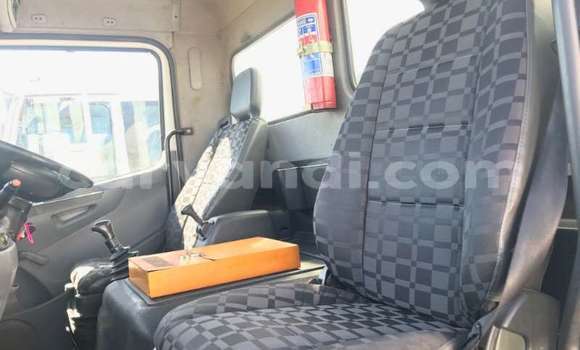 Acheter Occasion Utilitaire Mercedes–Benz Atego Blanc à Lusaka, Zambie Acheter Occasion Utilitaire Mercedes–Benz Atego Blanc à Lusaka, Zambie