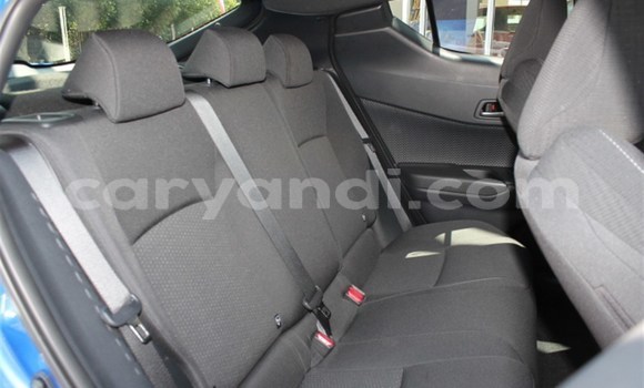Nunua Ilio tumika Toyota C-HR Bluu Gari ndani ya Chingola nchini Zambia Nunua Ilio tumika Toyota C-HR Bluu Gari ndani ya Chingola nchini Zambia