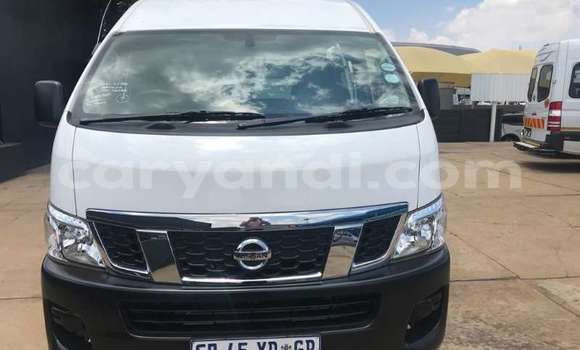 Acheter Occasion Voiture Nissan NV350 Caravan Blanc à Lusaka, Zambie Acheter Occasion Voiture Nissan NV350 Caravan Blanc à Lusaka, Zambie