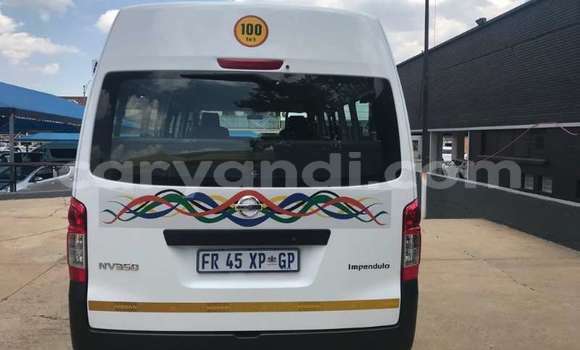 Acheter Occasion Voiture Nissan NV350 Caravan Blanc à Lusaka, Zambie Acheter Occasion Voiture Nissan NV350 Caravan Blanc à Lusaka, Zambie