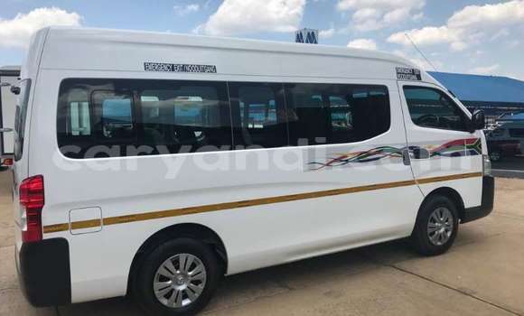 Acheter Occasion Voiture Nissan NV350 Caravan Blanc à Lusaka, Zambie Acheter Occasion Voiture Nissan NV350 Caravan Blanc à Lusaka, Zambie