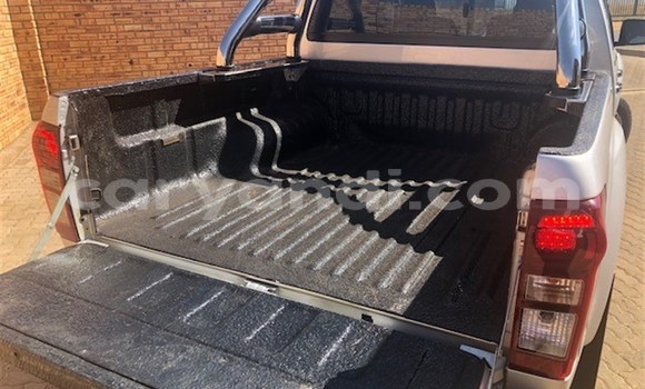 Tenga Tsaru Isuzu KB Chena Mota in Livingstone in Zambia Tenga Tsaru Isuzu KB Chena Mota in Livingstone in Zambia