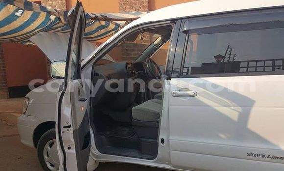 Tenga Tsaru Toyota Noah Nhema Mota in Chipata in Zambia Tenga Tsaru Toyota Noah Nhema Mota in Chipata in Zambia