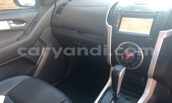 Tenga Tsaru Isuzu KB Chena Mota in Livingstone in Zambia Tenga Tsaru Isuzu KB Chena Mota in Livingstone in Zambia