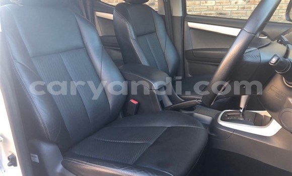 Tenga Tsaru Isuzu KB Chena Mota in Livingstone in Zambia Tenga Tsaru Isuzu KB Chena Mota in Livingstone in Zambia