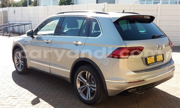 Acheter Occasion Voiture Volkswagen Tiguan Autre à Livingstone, Zambie Acheter Occasion Voiture Volkswagen Tiguan Autre à Livingstone, Zambie