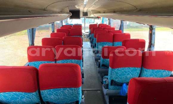 Acheter Occasion Utilitaire Volvo FL Blanc à Lusaka, Zambie Acheter Occasion Utilitaire Volvo FL Blanc à Lusaka, Zambie