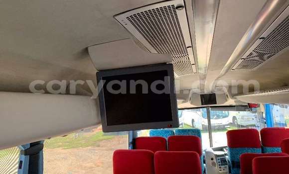 Acheter Occasion Utilitaire Volvo FL Blanc à Lusaka, Zambie Acheter Occasion Utilitaire Volvo FL Blanc à Lusaka, Zambie