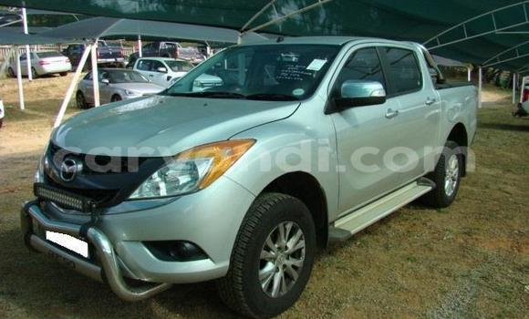Nunua Ilio tumika Mazda BT-50 Fedha Gari ndani ya Lusaka nchini Zambia Nunua Ilio tumika Mazda BT-50 Fedha Gari ndani ya Lusaka nchini Zambia
