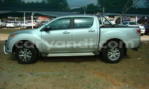 Nunua Ilio tumika Mazda BT-50 Fedha Gari ndani ya Lusaka nchini Zambia Nunua Ilio tumika Mazda BT-50 Fedha Gari ndani ya Lusaka nchini Zambia