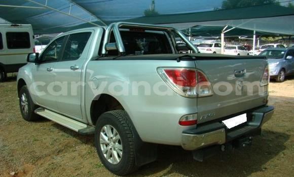 Nunua Ilio tumika Mazda BT-50 Fedha Gari ndani ya Lusaka nchini Zambia Nunua Ilio tumika Mazda BT-50 Fedha Gari ndani ya Lusaka nchini Zambia