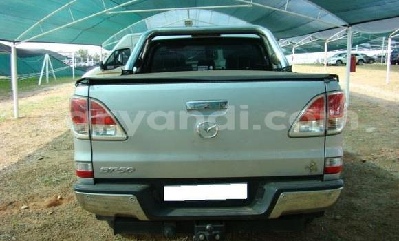 Nunua Ilio tumika Mazda BT-50 Fedha Gari ndani ya Lusaka nchini Zambia Nunua Ilio tumika Mazda BT-50 Fedha Gari ndani ya Lusaka nchini Zambia