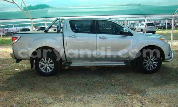 Nunua Ilio tumika Mazda BT-50 Fedha Gari ndani ya Lusaka nchini Zambia Nunua Ilio tumika Mazda BT-50 Fedha Gari ndani ya Lusaka nchini Zambia