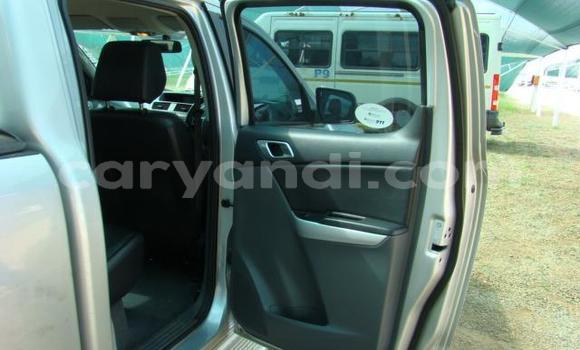 Nunua Ilio tumika Mazda BT-50 Fedha Gari ndani ya Lusaka nchini Zambia Nunua Ilio tumika Mazda BT-50 Fedha Gari ndani ya Lusaka nchini Zambia