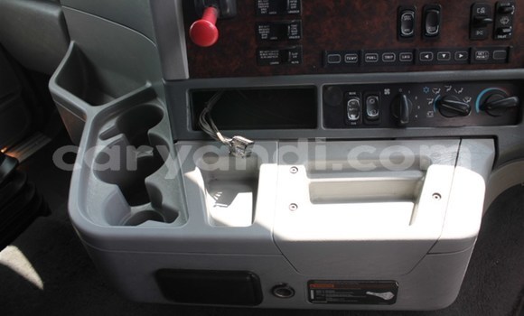 Acheter Occasion Utilitaire Caterpillar 120 Blanc à Lusaka, Zambie Acheter Occasion Utilitaire Caterpillar 120 Blanc à Lusaka, Zambie