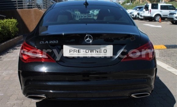 Tenga Tsaru Mercedes‒Benz 200 Nhema Mota in Livingstone in Zambia Tenga Tsaru Mercedes‒Benz 200 Nhema Mota in Livingstone in Zambia