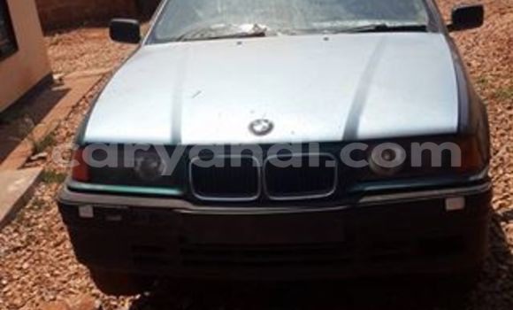 Acheter Occasion Voiture BMW 1–Series Noir à Chipata, Zambie Acheter Occasion Voiture BMW 1–Series Noir à Chipata, Zambie