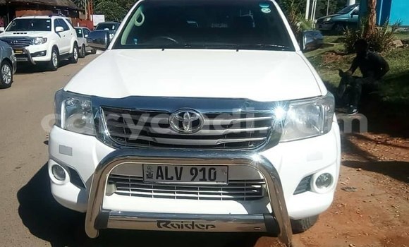 Buy Used Toyota Hilux White Car in Lusaka in Zambia Buy Used Toyota Hilux White Car in Lusaka in Zambia