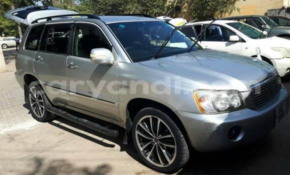 Buy Used Toyota Kluger Silver Car in Lusaka in Zambia Buy Used Toyota Kluger Silver Car in Lusaka in Zambia