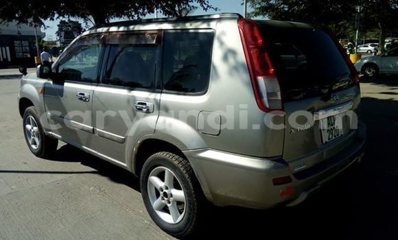 Acheter Occasion Voiture Nissan X–Trail Beige à Lusaka, Zambie Acheter Occasion Voiture Nissan X–Trail Beige à Lusaka, Zambie