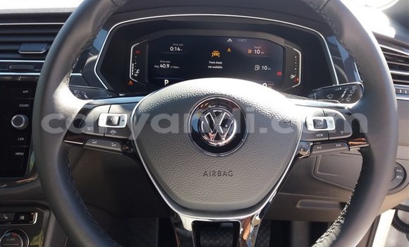 Buy Used Volkswagen Tiguan White Car in Livingstone in Zambia Buy Used Volkswagen Tiguan White Car in Livingstone in Zambia