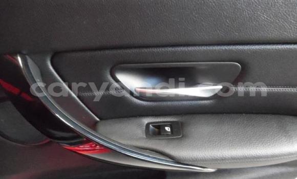 Acheter Occasion Voiture BMW 3–Series Rouge à Lusaka, Zambie Acheter Occasion Voiture BMW 3–Series Rouge à Lusaka, Zambie