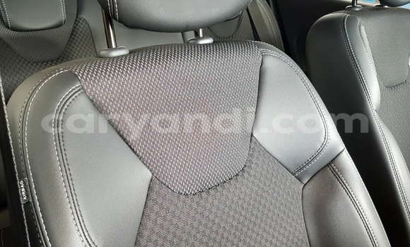 Tenga Tsaru Renault Clio Zvimwe Mota in Chingola in Zambia Tenga Tsaru Renault Clio Zvimwe Mota in Chingola in Zambia